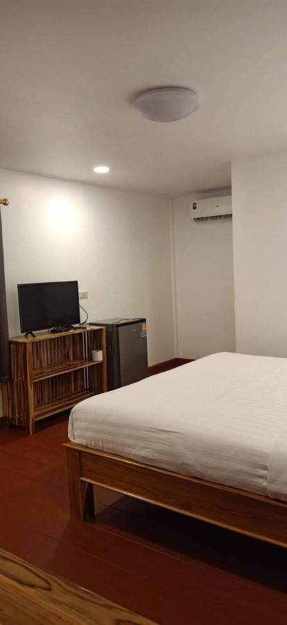 湄梭 King Fa House酒店 外观 照片